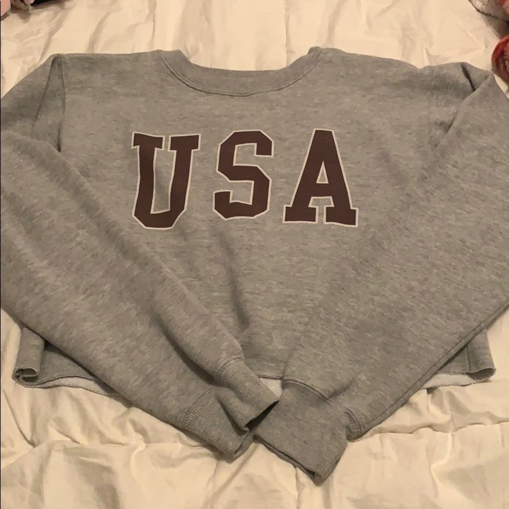 Brandy Melville sweat shirt